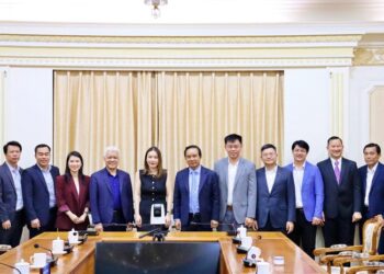 Chủ tịch UBND TP HCM tiếp lãnh đạo TikTok khu vực Đông Nam Á - Ảnh 1.